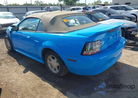 2000 Ford Mustang from USA, damaged, VIN 1FAFP4444YF186845